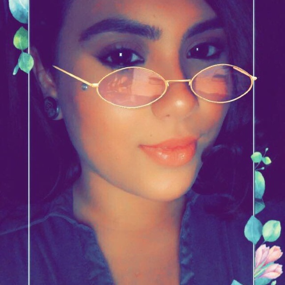ashleyaneiro